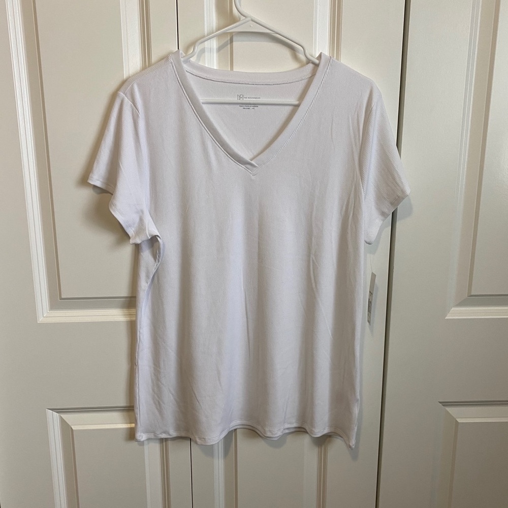 Basic white V-neck